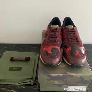 Valentino Garavani Mens sneakers brand new!